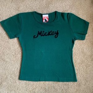 90s Vintage Mickey shirt 💚